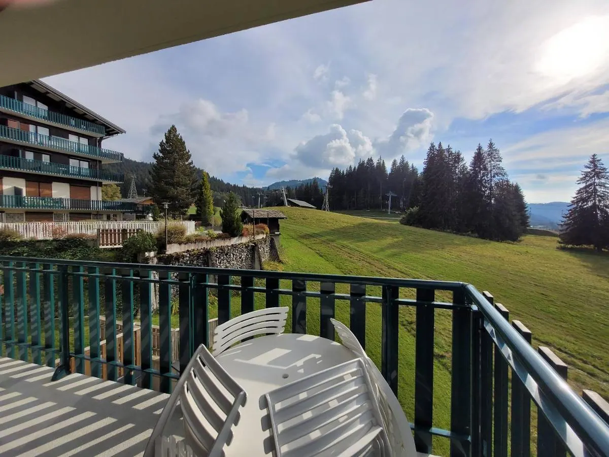 Appartement Skis Aux Pieds Avec Piscine, Renove Et Confortable - Fr-1-598-18 Les Gets France
